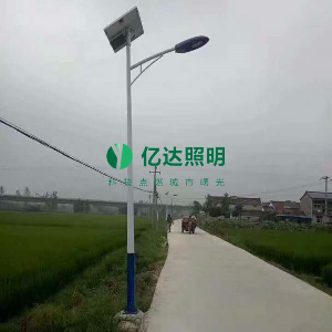 新农村建设太阳能路灯